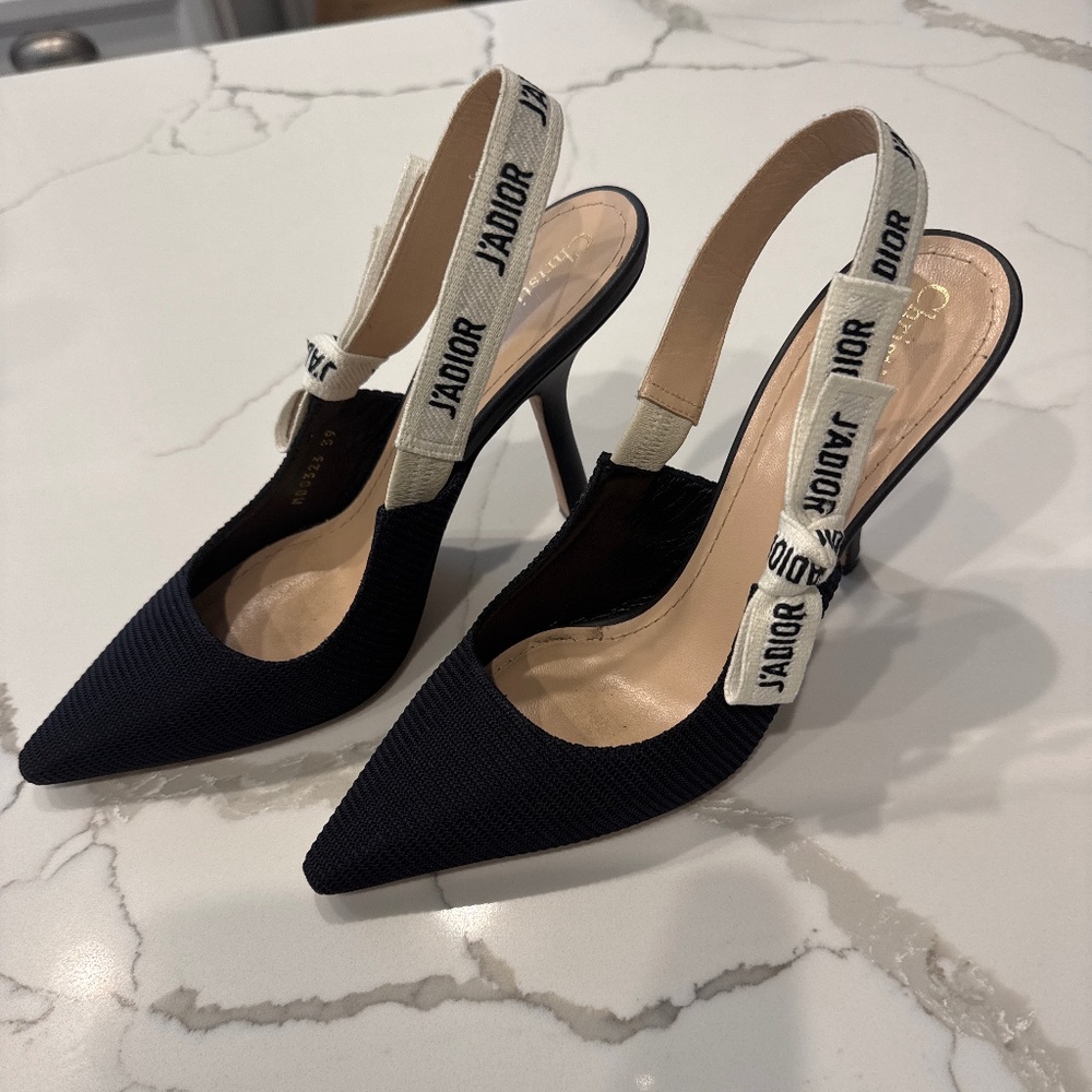 J’Adore Slingback Pump